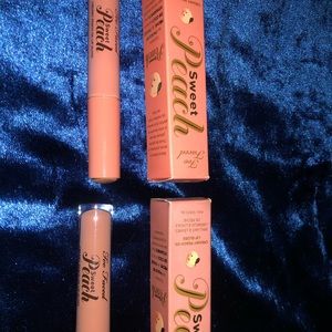 Too Faced and Stilla lipgloss